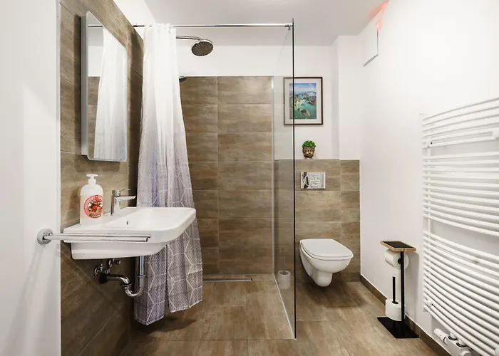 Boardinghaus Gruenefeld W1 - Schoene Serviced - Kueche - Smart Tv - P - Rainshower Lejlighed Mettingen (North Rhine-Westphalia)